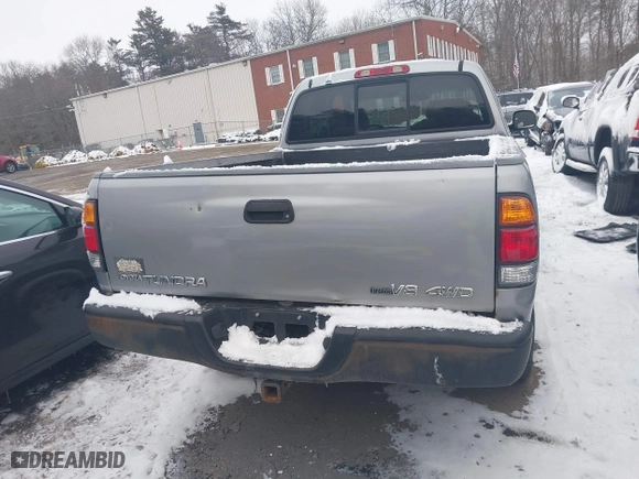 2002 Toyota Tundra SR5 with VIN 5TBBT44182S302560, listed as a IAAI auction lot 41371071 with 230,800 mi miles. Bid and sale history available at carsss.com. Image 16.