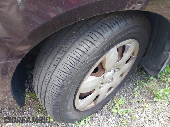 2008 Hyundai Elantra GLS with VIN KMHDU46D28U273030, listed as a IAAI auction lot 42213845 with 225,123 mi miles and . Bid and sale history available at DreamBid. Image 15.