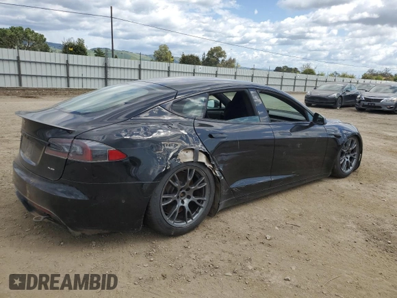 2021 Tesla Model S Plaid with VIN 5YJSA1E62MF455304, listed as a Copart auction lot 51279555 with 17,951 mi miles and Salvage title. Bid and sale history available at DreamBid. Image 3.
