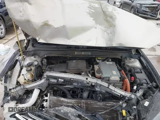 2016 Ford Fusion Titanium Hybrid with VIN 3FA6P0RU9GR143203, listed as a IAAI auction lot 41332144 with 94,357 mi miles. Bid and sale history available at carsss.com. Image 10.
