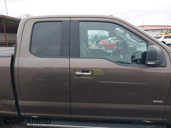 2016 Ford F-150 XLT with VIN 1FTEX1EP7GFC98017, listed as a IAAI auction lot 41913333 with 75,256 mi miles. Bid and sale history available at carsss.com. Image 14.