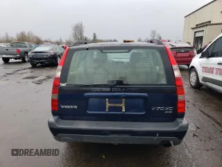 1998 Volvo V70 XC with VIN YV1LZ564XW2455598, listed as a Copart auction lot 43602145 with 200,567 mi miles and Salvage Title. Bid and sale history available at carsss.com. Image 6.