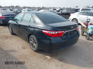 2015 Toyota Camry XLE with VIN 4T1BF1FK6FU985908, listed as a IAAI auction lot 41627697 with 232,066 mi miles. Bid and sale history available at carsss.com. Image 3.