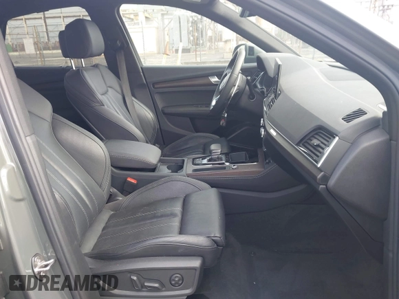 2023 Audi Q5 Sportback S line Premium Plus with VIN WA15AAFY2P2186641, listed as a IAAI auction lot 42111269 with 33,705 mi miles and . Bid and sale history available at DreamBid. Image 5.