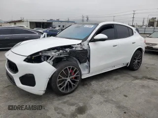 2023 Maserati Grecale Modena z VIN ZN682AVM0P7432182, wystawiony jako Copart lot #52376645 z przebiegiem 9 408 mil mil oraz Szkoda całkowita • Salvage title. Historia ofert i sprzedaży dostępna na DreamBid. Obrazek 1.