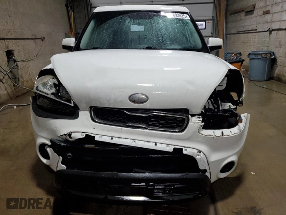 2013 Kia Soul with VIN KNDJT2A5XD7509544, listed as a Copart auction lot 47893525 with 70,292 mi miles and Salvage Title. Bid and sale history available at carsss.com. Image 5.