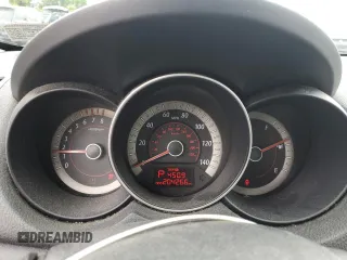 2010 Kia Forte EX z VIN KNAFU4A2XA5250756, wystawiony jako Copart lot #58743405 z przebiegiem 204 266 mil mil oraz Szkoda całkowita • Salvage title. Historia ofert i sprzedaży dostępna na DreamBid. Obrazek 9.