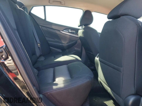 2017 Nissan Maxima SV with VIN 1N4AA6AP8HC429404, listed as a Copart auction lot 46863905 with 84,608 mi miles and Salvage Title. Bid and sale history available at DreamBid. Image 10.