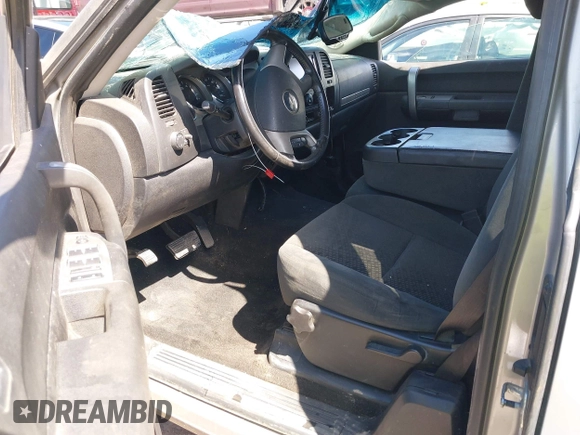 2007 Chevrolet Silverado 1500 LT w/2LT with VIN 2GCEC19J771637240, listed as a IAAI auction lot 41921738 with 163,590 mi miles. Bid and sale history available at carsss.com. Image 5.