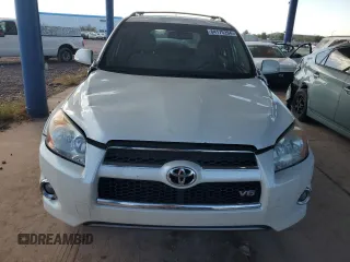 2011 Toyota RAV4 Limited z VIN 2T3YK4DV5BW012945, wystawiony jako Copart lot #84175294 z przebiegiem 217 581 mil mil oraz Szkoda całkowita • Salvage title. Historia ofert i sprzedaży dostępna na DreamBid. Obrazek 5.