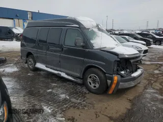 2004 GMC Savana Cargo Van YF7 Upfitter with VIN 1GDFG15T341158486, listed as a Copart auction lot 44568515 with 0 mi miles and Clean Title. Bid and sale history available at carsss.com. Image 4.
