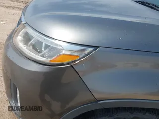 2014 Kia Sorento LX with VIN 5XYKT4A76EG462311, listed as a IAAI auction lot 41884030 with 139,030 mi miles and . Bid and sale history available at carsss.com. Image 6.