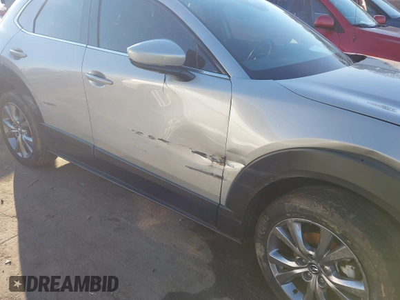 2024 Mazda CX-30 S Premium with VIN 3MVDMBDM9RM628162, listed as a IAAI auction lot 41262359 with 30,392 mi miles and . Bid and sale history available at DreamBid. Image 18.