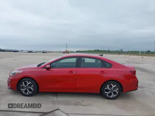 2021 Kia Forte LXS z VIN 3KPF24AD6ME361887, wystawiony jako IAAI lot #42202222 z przebiegiem 101 142 mil mil oraz . Historia ofert i sprzedaży dostępna na DreamBid. Obrazek 14.