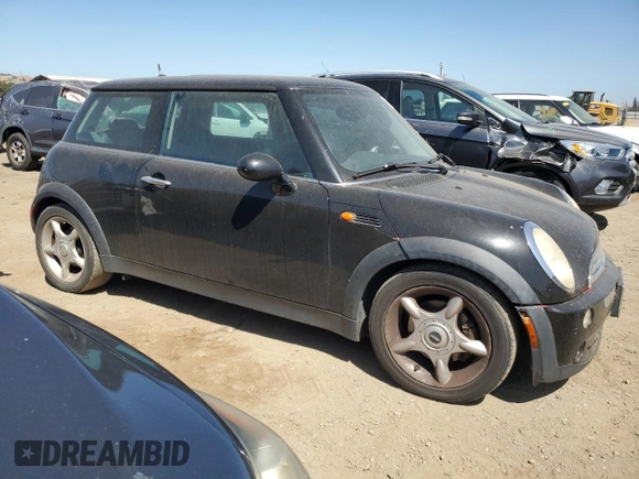 2006 MINI Hardtop with VIN WMWRC33596TK70842, listed as a Copart auction lot 59630865 with 150,866 mi miles and Clean title. Bid and sale history available at DreamBid. Image 4.