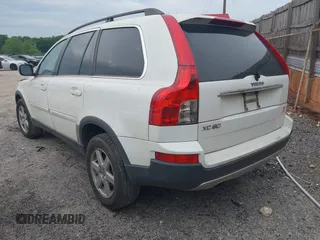 2007 Volvo XC90 I6 with VIN YV4CZ982X71351769, listed as a IAAI auction lot 42177331 with 272,008 mi miles and . Bid and sale history available at DreamBid. Image 3.