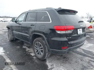 2019 Jeep Grand Cherokee Laredo E with VIN 1C4RJFAGXKC834233, listed as a IAAI auction lot 41392437 with 81,005 mi miles. Bid and sale history available at carsss.com. Image 3.