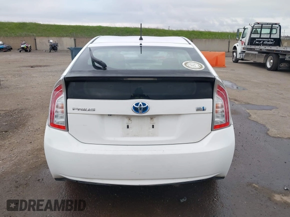 2015 Toyota Prius Four with VIN JTDKN3DU7F1918579, listed as a IAAI auction lot 41736025 with 129,880 mi miles. Bid and sale history available at carsss.com. Image 16.