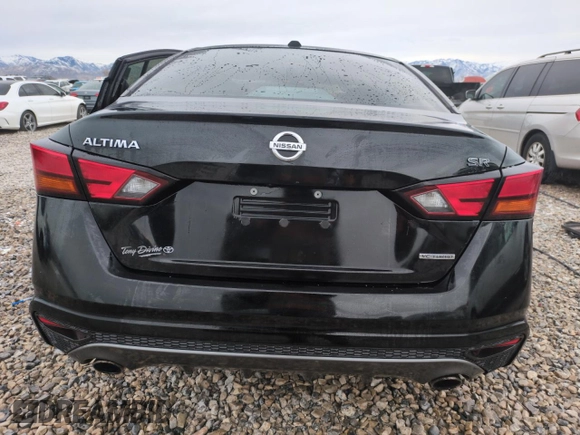 2019 Nissan Altima SR with VIN 1N4AL4CV8KC223582, listed as a Copart auction lot 45232055 with 120,312 mi miles and Salvage Title. Bid and sale history available at carsss.com. Image 6.