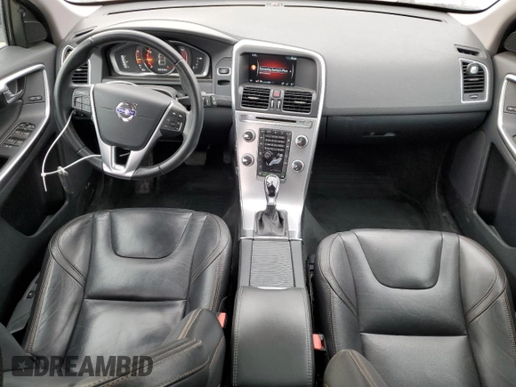 2017 Volvo XC60 Dynamic z VIN YV440MRRXH2107984, wystawiony jako Copart lot #47284055 z przebiegiem 67 043 mil mil oraz Szkoda całkowita • Salvage title. Historia ofert i sprzedaży dostępna na DreamBid. Obrazek 8.