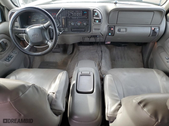 1998 Chevrolet Tahoe with VIN 1GNEK13R8WJ301755, listed as a Copart auction lot 81002184 with 202,657 mi miles and Clean Title. Bid and sale history available at carsss.com. Image 8.