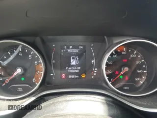 2021 Jeep Compass Altitude z VIN 3C4NJDBB5MT599544, wystawiony jako Copart lot #52992425 z przebiegiem 85 853 mil mil oraz Szkoda całkowita • Salvage title. Historia ofert i sprzedaży dostępna na DreamBid. Obrazek 9.