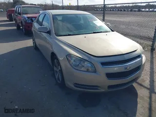 2011 Chevrolet Malibu LT w/1LT with VIN 1G1ZC5E17BF101493, listed as a IAAI auction lot 41508772 with 220,645 mi miles. Bid and sale history available at carsss.com. Image 1.