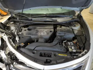 2015 Nissan Altima SL with VIN 1N4AL3AP2FN886820, listed as a Copart auction lot 61291065 with 98,579 mi miles and Salvage title. Bid and sale history available at DreamBid. Image 11.