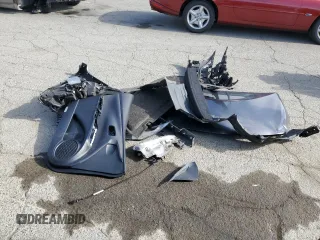 2020 Toyota Prius LE z VIN JTDKARFP4L3160836, wystawiony jako Copart lot #59370235 z przebiegiem 72 601 mil mil oraz Szkoda całkowita • Salvage title. Historia ofert i sprzedaży dostępna na DreamBid. Obrazek 12.