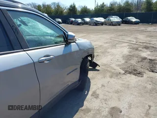 2018 Jeep Compass Limited with VIN 3C4NJDCB9JT283493, listed as a IAAI auction lot 41776578 with 117,876 mi miles. Bid and sale history available at carsss.com. Image 6.