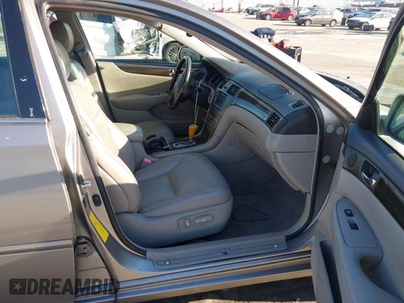 2004 Lexus ES 350 with VIN JTHBA30G345049091, listed as a IAAI auction lot 41819423 with Not provided miles and . Bid and sale history available at DreamBid. Image 5.