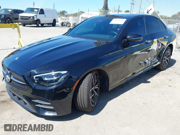 2022 Mercedes-Benz E-Class E 350 with VIN W1KZF8DB6NB056672, listed as a IAAI auction lot 41838136 with 38,517 mi miles. Bid and sale history available at carsss.com. Image 2.