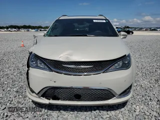 2020 Chrysler Pacifica Touring L Plus z VIN 2C4RC1EG4LR110425, wystawiony jako Copart lot #57892245 z przebiegiem 67 368 mil mil oraz Nie do naprawy • Non repairable. Historia ofert i sprzedaży dostępna na DreamBid. Obrazek 5.
