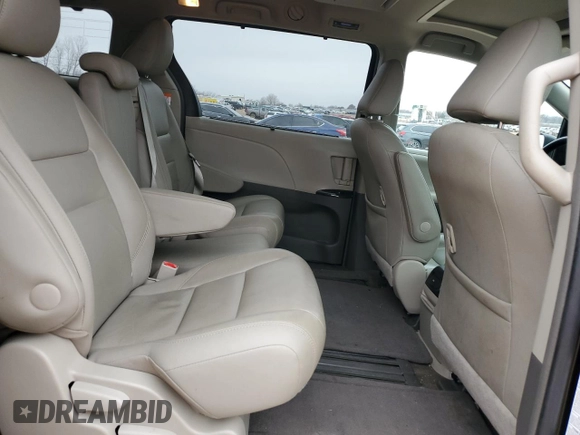2017 Toyota Sienna XLE Auto Access Seat with VIN 5TDYZ3DC4HS788675, listed as a Copart auction lot 47631335 with 53,509 mi miles and Salvage Title. Bid and sale history available at carsss.com. Image 11.