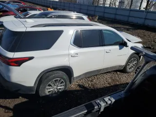 2023 Chevrolet Traverse LT Cloth with VIN 1GNEVGKW8PJ164951, listed as a Copart auction lot 49990805 with 43,618 mi miles and Salvage Title. Bid and sale history available at carsss.com. Image 3.