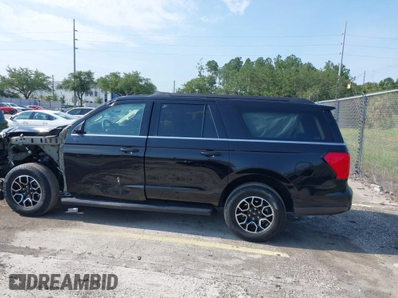2024 Ford Expedition Max XLT с VIN 1FMJK1H83REA27722, выставлен на аукционе IAAI как лот 42376146 с пробегом 31 277 миль миль и . История ставок и продаж доступна на DreamBid. Изображение 14.