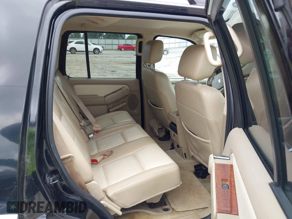 2007 Ford Explorer Eddie Bauer with VIN 1FMEU64E07UB08247, listed as a IAAI auction lot 42869884 with 222,186 mi miles and . Bid and sale history available at DreamBid. Image 8.