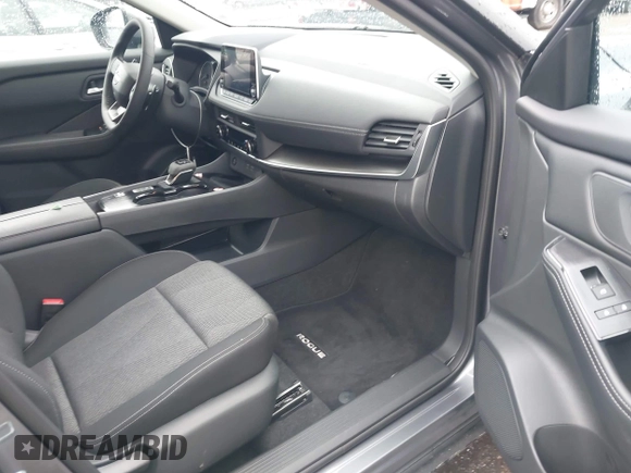 2025 Nissan Rogue SV with VIN 5N1BT3BA6SC817137, listed as a IAAI auction lot 42028063 with 3,742 mi miles and . Bid and sale history available at DreamBid. Image 5.
