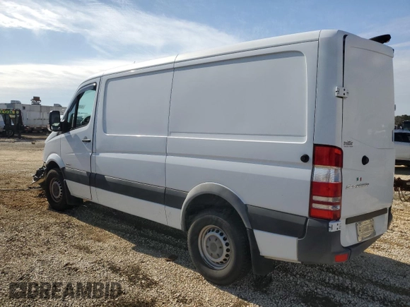 2015 Freightliner Sprinter with VIN WDYPE7CC3FP168265, listed as a Copart auction lot 44897065 with Not Provided miles and Salvage Title. Bid and sale history available at DreamBid. Image 2.