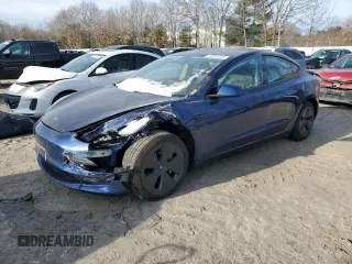 2022 Tesla Model 3 Long Range z VIN 5YJ3E1EB0NF103121, wystawiony jako Copart lot #88905365 z przebiegiem 22 119 mil mil oraz Szkoda całkowita • Salvage title. Historia ofert i sprzedaży dostępna na DreamBid. Obrazek 1.