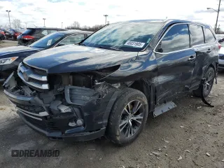2017 Toyota Highlander LE z VIN 5TDZZRFH9HS203024, wystawiony jako Copart lot #48031905 z przebiegiem 76 322 mil mil oraz Szkoda całkowita • Salvage title. Historia ofert i sprzedaży dostępna na DreamBid. Obrazek 1.