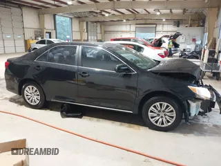 2012 Toyota Camry L z VIN 4T1BF1FK6CU176372, wystawiony jako IAAI lot #42437562 z przebiegiem 217 583 mil mil oraz . Historia ofert i sprzedaży dostępna na DreamBid. Obrazek 13.
