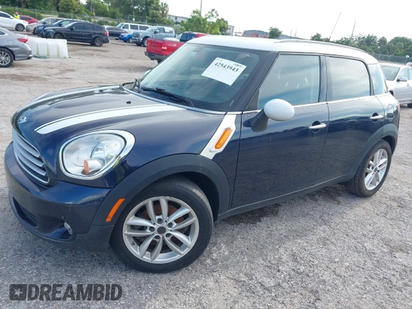2013 MINI Countryman with VIN WMWZB3C5XDWM31035, listed as a IAAI auction lot 42543943 with 151,209 mi miles and . Bid and sale history available at DreamBid. Image 2.