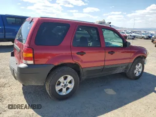 2005 Ford Escape XLT with VIN 1FMYU93115KD92087, listed as a Copart auction lot 61156264 with 193,475 mi miles and Clean Title. Bid and sale history available at carsss.com. Image 3.