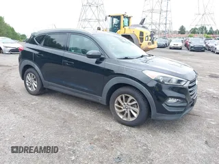 2016 Hyundai Tucson SE z VIN KM8J3CA45GU041303, wystawiony jako IAAI lot #42463591 z przebiegiem 96 516 mil mil oraz . Historia ofert i sprzedaży dostępna na DreamBid. Obrazek 1.