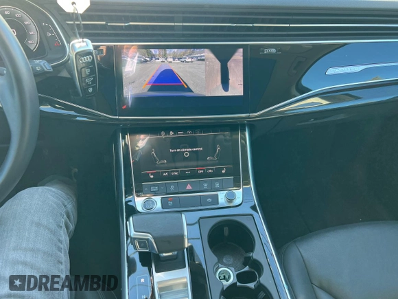 2024 Audi Q7 Premium Plus with VIN WA1LXBF78RD006198, listed as a Copart auction lot 43854945 with 31,863 mi miles and Clean title. Bid and sale history available at DreamBid. Image 10.