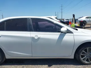2015 Toyota Camry XLE with VIN 4T1BF1FK2FU895574, listed as a IAAI auction lot 41993588 with 107,377 mi miles. Bid and sale history available at carsss.com. Image 13.