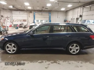 2016 Mercedes-Benz E-Class E 350 Luxury with VIN WDDHH8JBXGB210250, listed as a IAAI auction lot 41371013 with 66,791 mi miles. Bid and sale history available at carsss.com. Image 15.