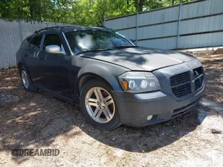 2005 Dodge Magnum RT z VIN 2D8GV58205H652639, wystawiony jako IAAI lot #42326730 z przebiegiem 280 940 mil mil oraz . Historia ofert i sprzedaży dostępna na DreamBid. Obrazek 1.