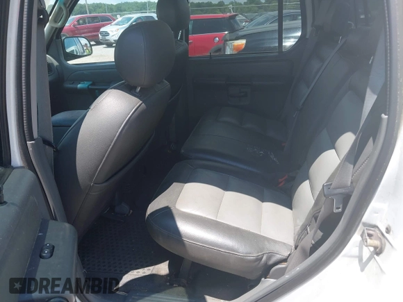 2004 Ford Explorer Sport Trac XLS with VIN 1FMZU77K14UB90445, listed as a IAAI auction lot 42556714 with 217,850 mi miles and . Bid and sale history available at DreamBid. Image 8.